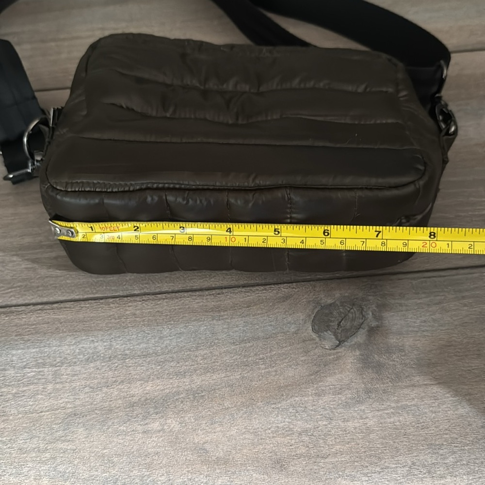Think Royln Dark Olive Crossbody bag - Picture 12 of 14